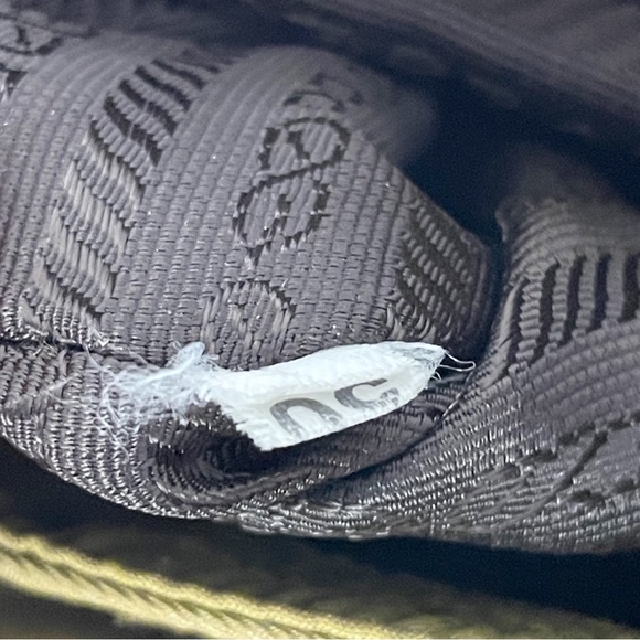 Prada green Tessuto nylon clear plexiglass handle shoulder bag vintage - Picture 11 of 11